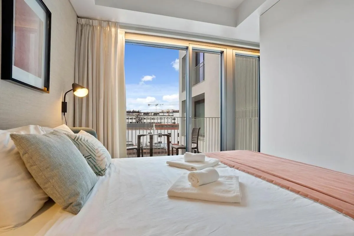 Santos Luxury Studio And Gym V Lisbon